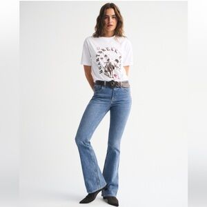 Abercrombie & Fitch Midrise Flare Jeans size 25 short